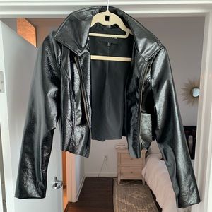Crushed Patent Leather Crop Jacket w/ Raw Edge🖤
